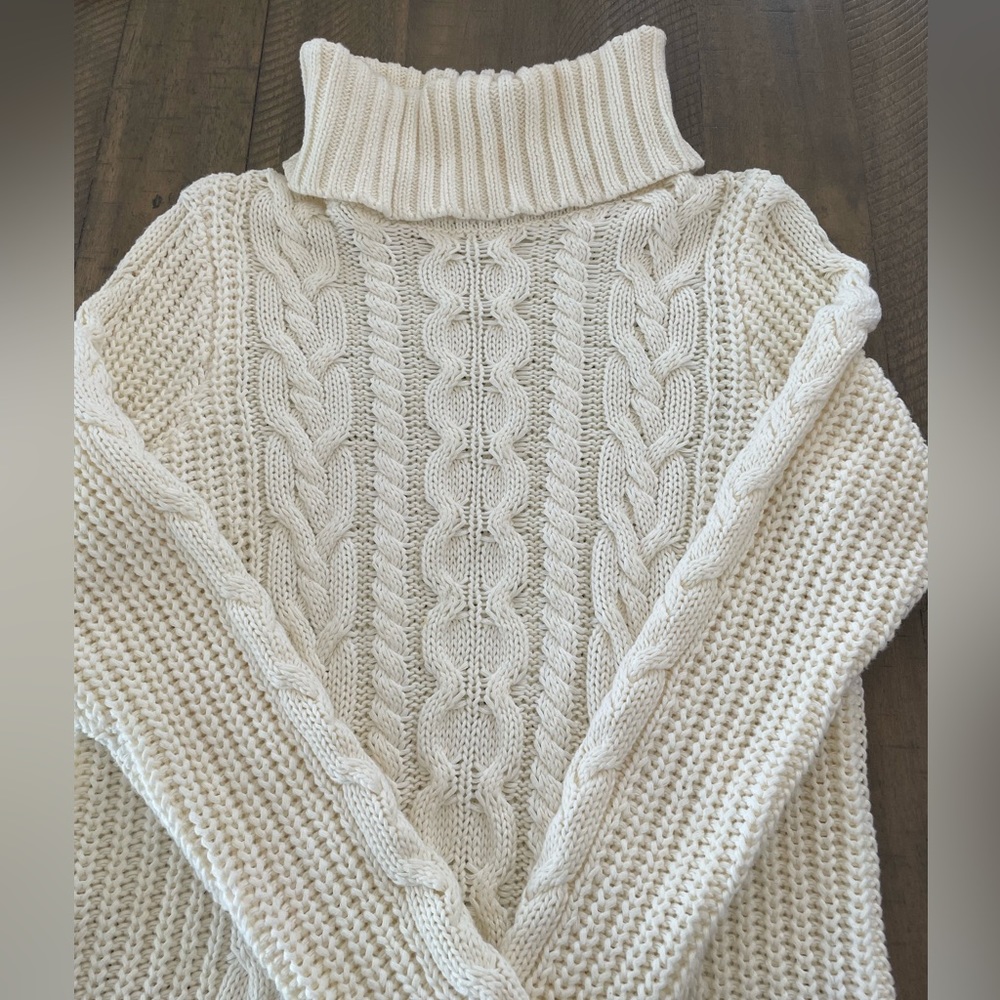 Gap Turtle Neck - image 3